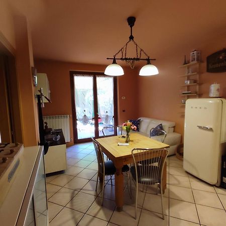 Holiday-Home-Desenzano Десенцано дел Гарда Екстериор снимка