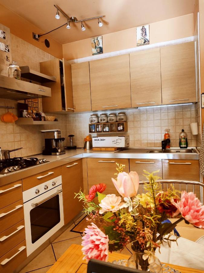 Holiday-Home-Desenzano Десенцано дел Гарда Екстериор снимка