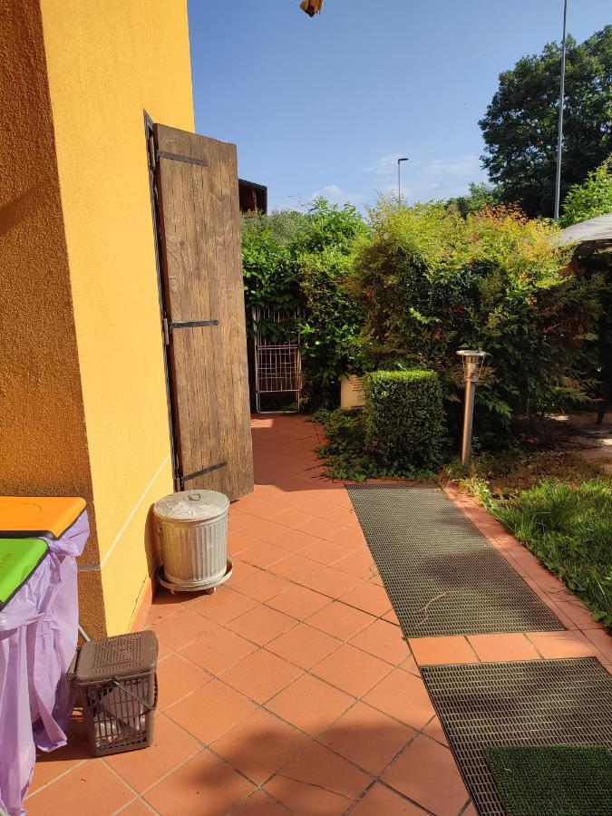 Holiday-Home-Desenzano Десенцано дел Гарда Екстериор снимка