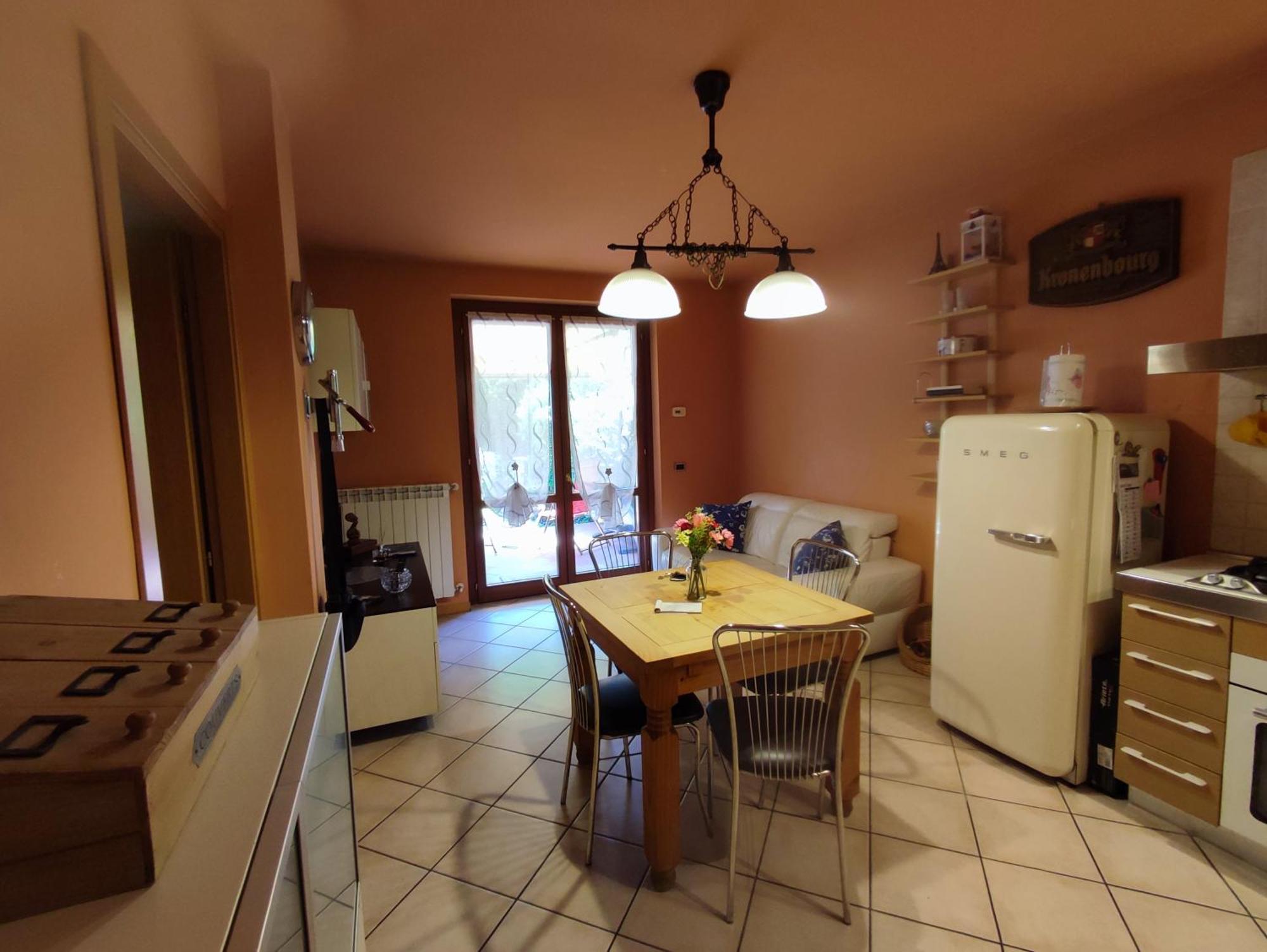 Holiday-Home-Desenzano Десенцано дел Гарда Екстериор снимка