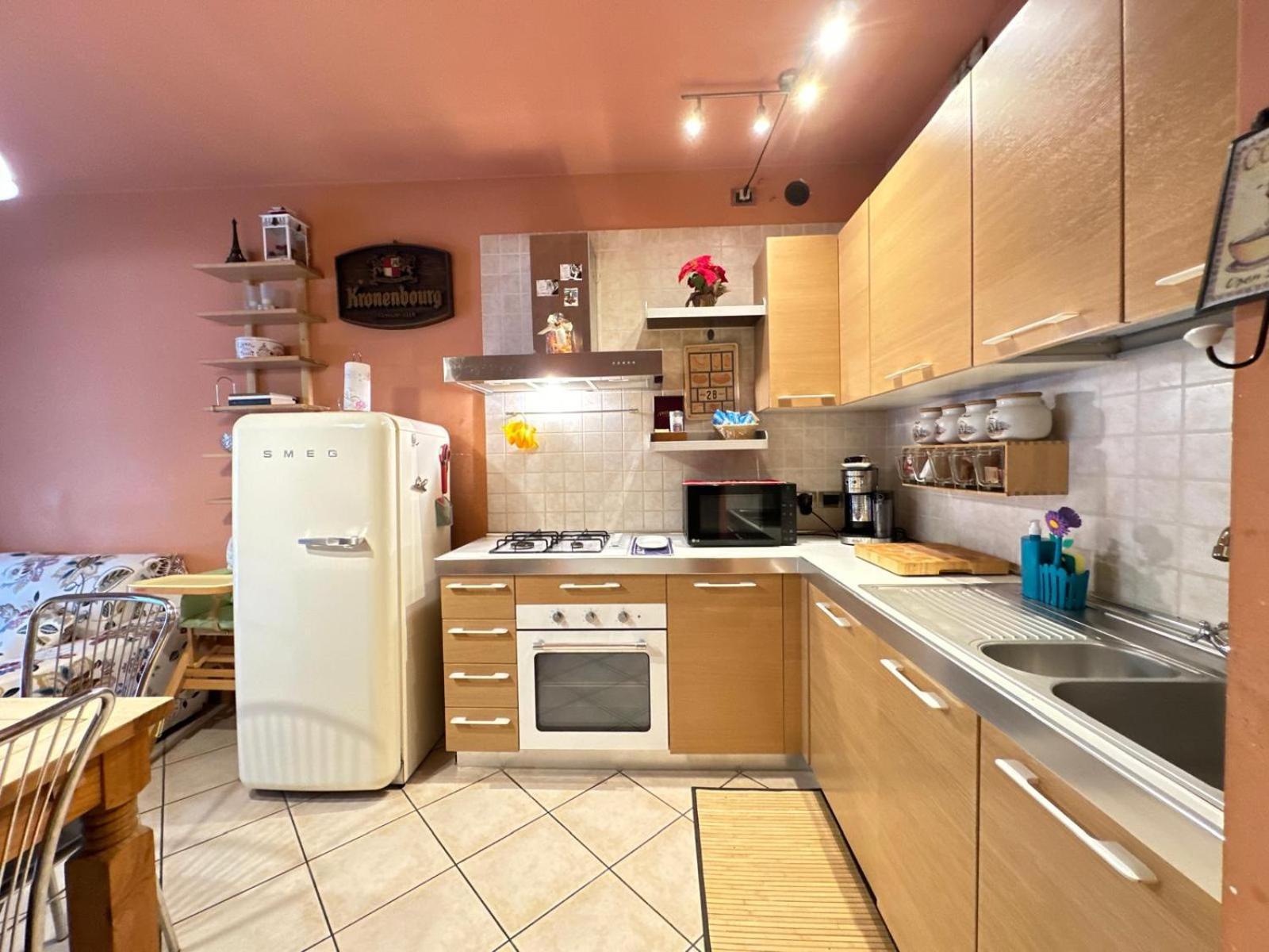 Holiday-Home-Desenzano Десенцано дел Гарда Екстериор снимка